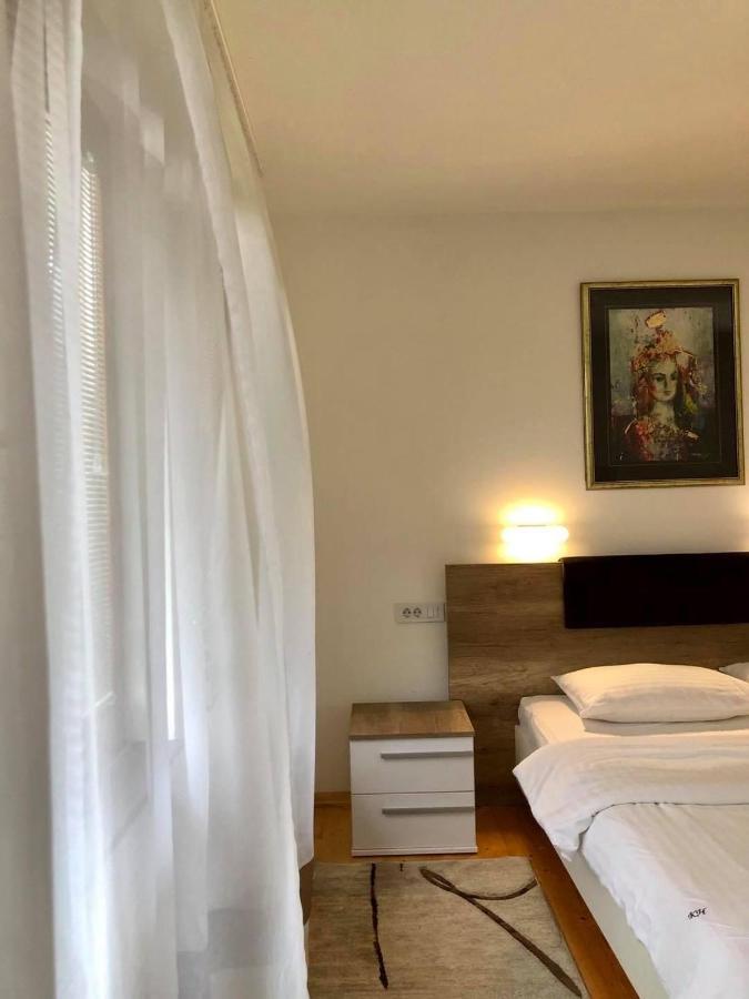 Konak Nestor Bungalows Skopje Eksteriør billede