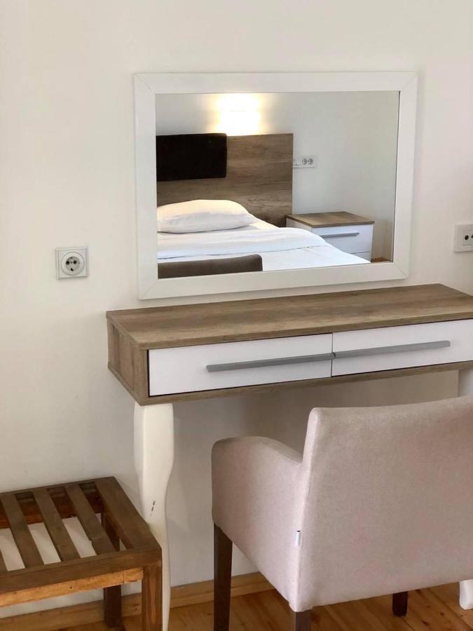 Konak Nestor Bungalows Skopje Eksteriør billede